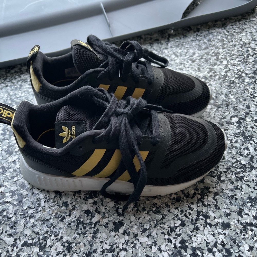 Adidas shoe size 12